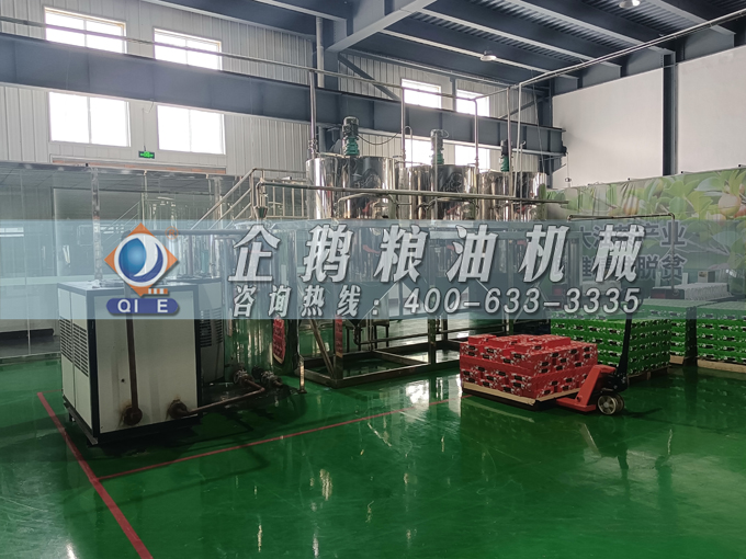 企鵝牌茶籽油雙螺桿榨油機(jī)，用心制造獲得客戶認(rèn)可(圖3)