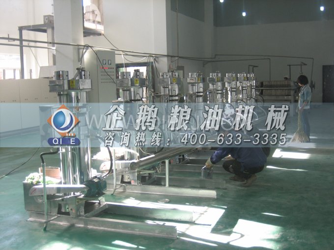 芝麻油壓榨處理設備，企鵝牌液壓榨油機勇于創(chuàng)新生產(chǎn)效率高(圖5)