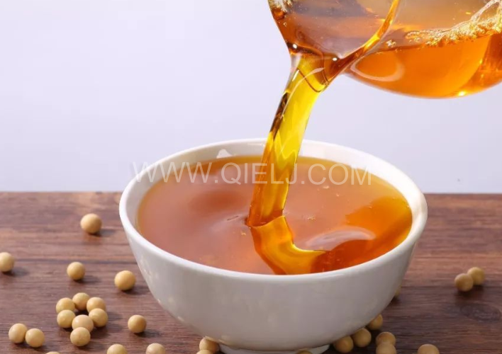 大豆油精煉加工設(shè)備，企鵝優(yōu)化工藝降低生產(chǎn)成本(圖1)